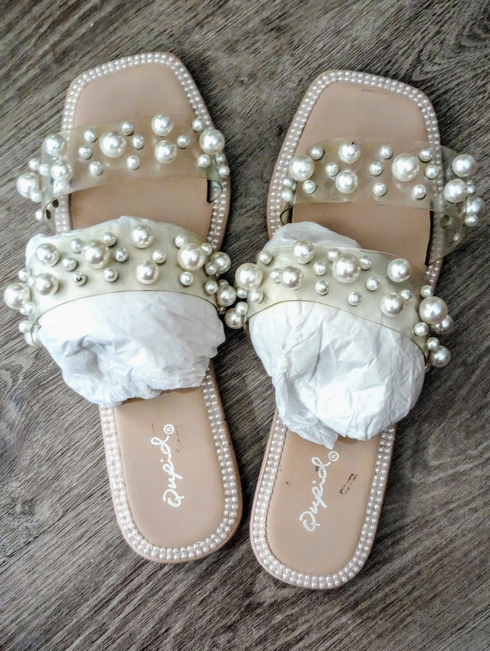 Beige Pearl-Embellished Women’s Slide Sandals. By Qupid, Used, All Pearls Intact